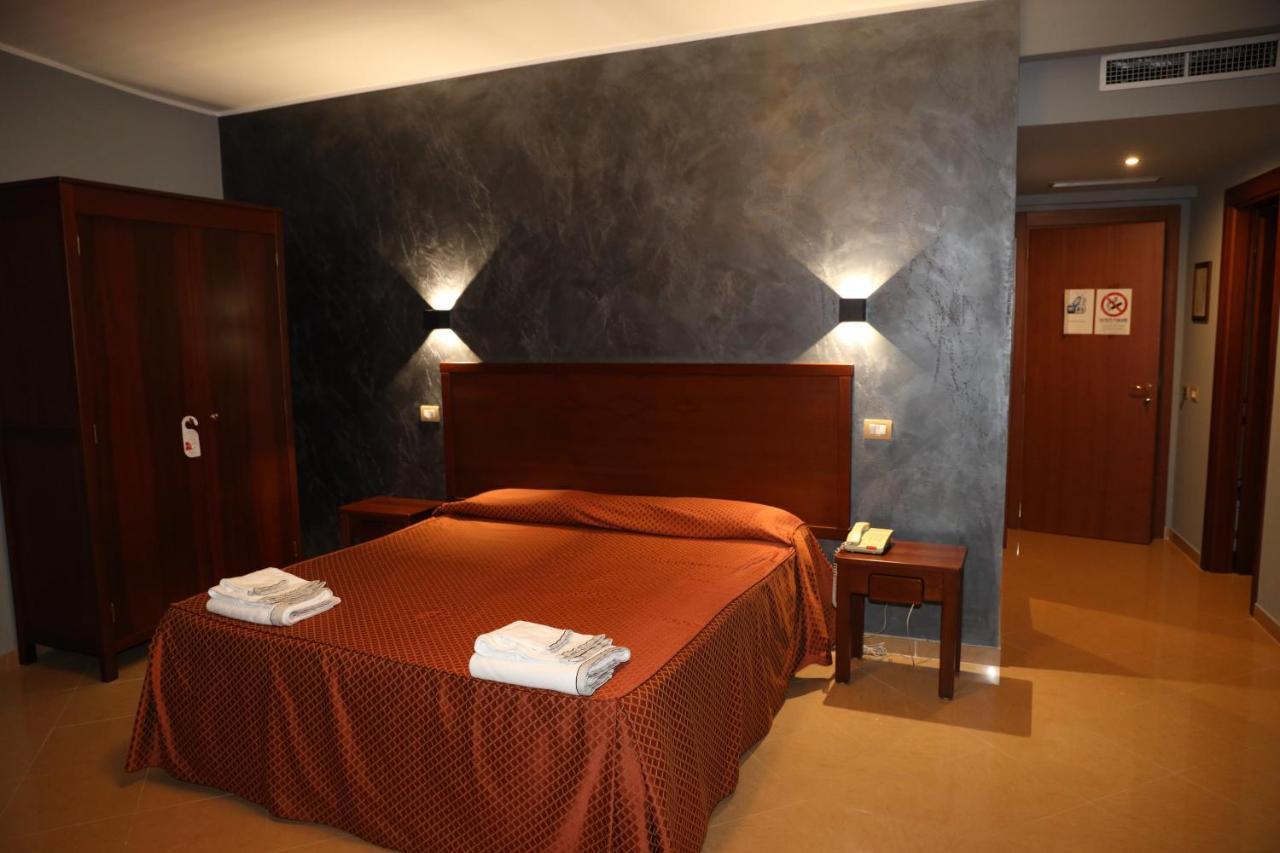 Citta Della Notte Otel Augusta Dış mekan fotoğraf